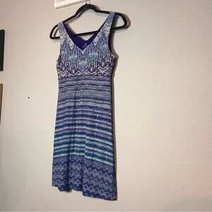 Athleta Sleeveless Mini Dress Stretchy V-Neck Blue Purple Tribal Print Size XS